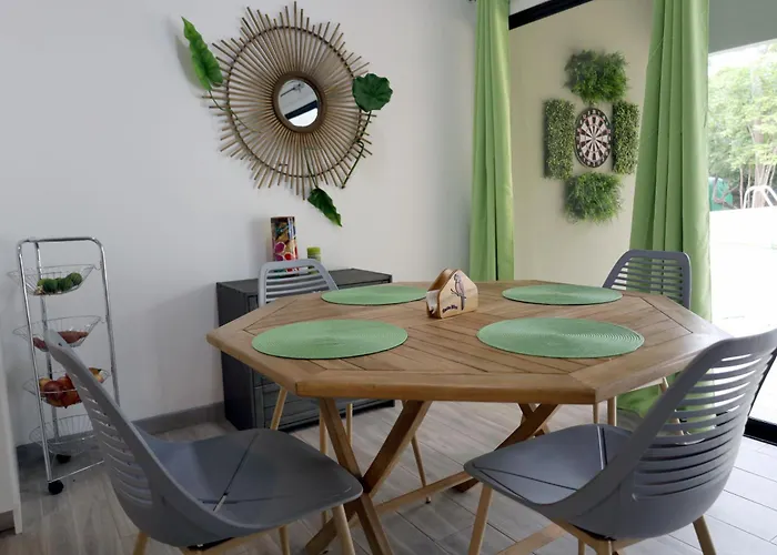 Casa Mari Black Stallion Appartement